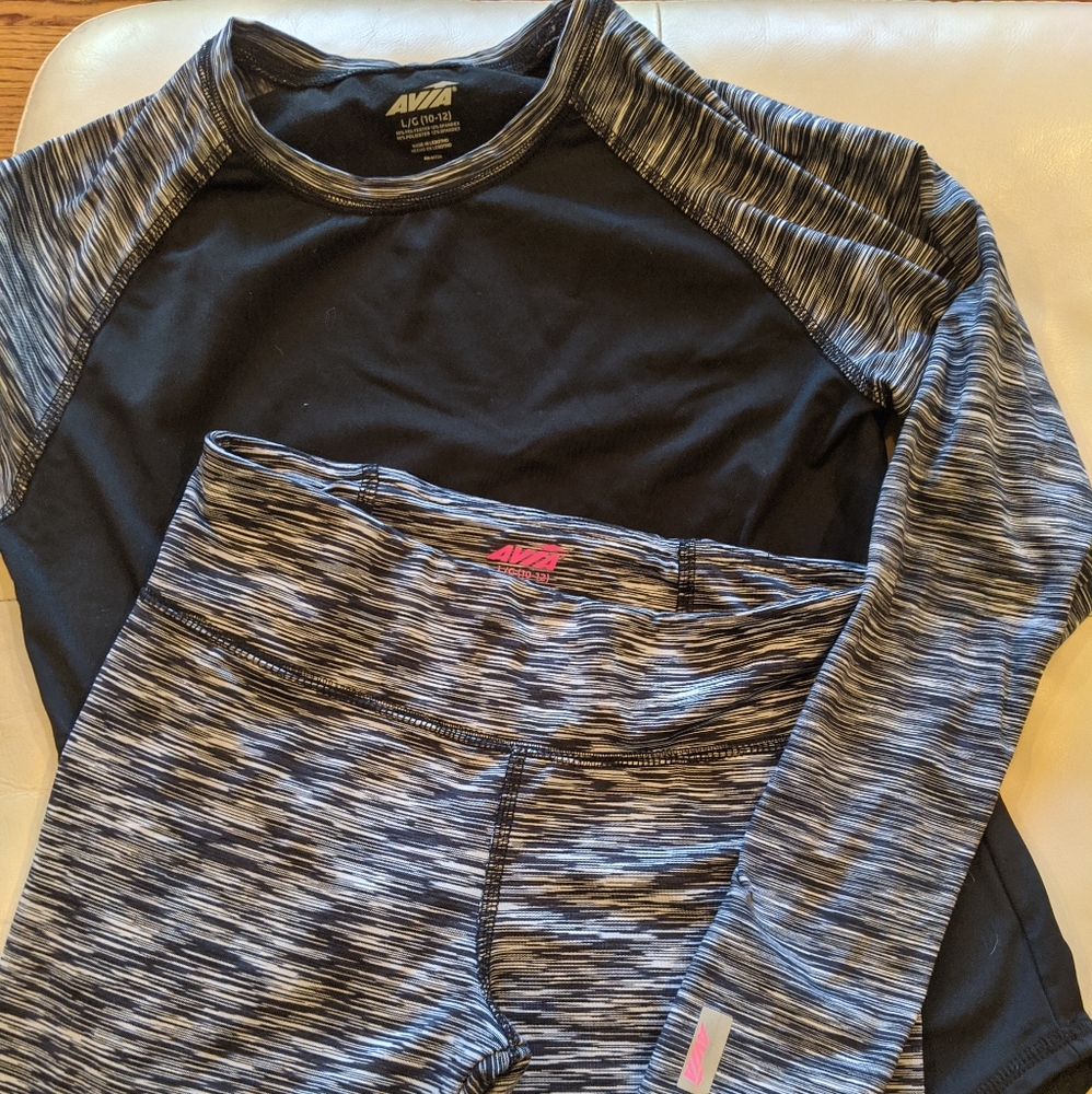Two piece Avia athletic outfit